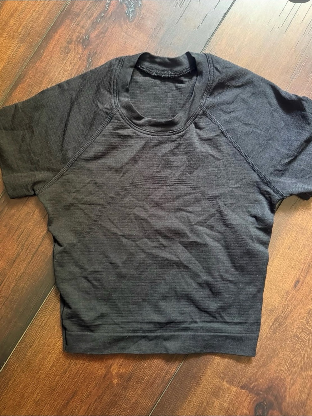 lululemon athletica Black Short Sleeve Women’s Tee